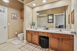 6765 Corporate Blvd, Unit The Mod Loft in Baton Rouge, LA - Foto de edificio - Building Photo