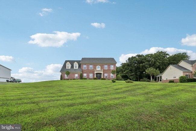 property at 141 Hawkes Ct