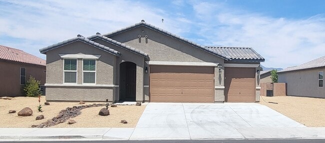 property at 3848 Summit Ave