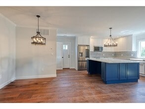 369 Grant St, Unit 3 in Framingham, MA - Building Photo - Building Photo