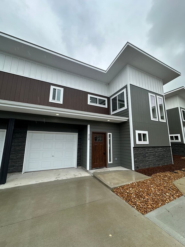 property at 1350 E 24th St