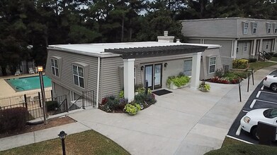Maplewood Pointe in Riverdale, GA - Foto de edificio - Building Photo
