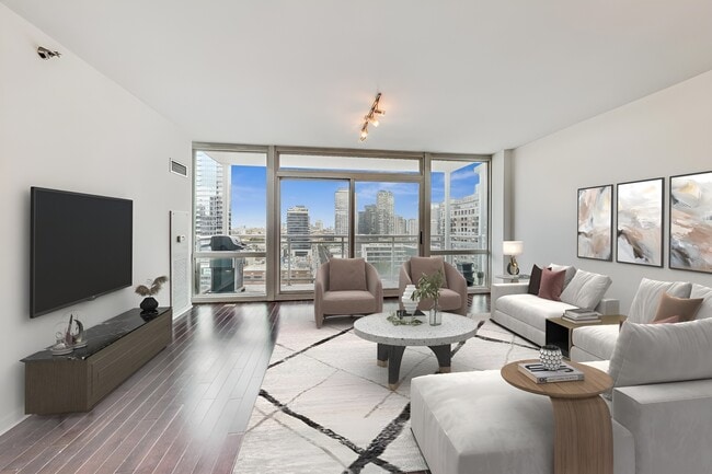 757 N Orleans St in Chicago, IL - Building Photo - Building Photo