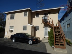 12200 Oxnard St in North Hollywood, CA - Foto de edificio - Building Photo