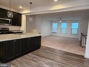 299 Buckeye Cir in La Plata, MD - Building Photo - Building Photo