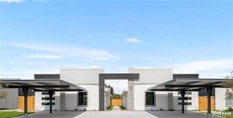 18 Angelina Dr in San Juan, TX - Building Photo