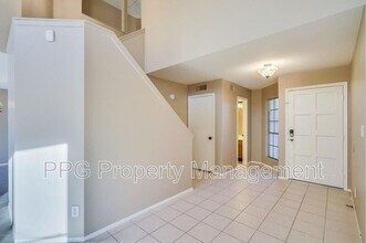 521 E Kristal Way in Phoenix, AZ - Building Photo - Building Photo