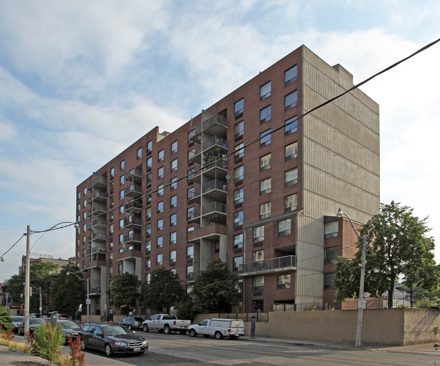 Cityhome Apartments in Toronto, ON - Building Photo