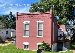 211 Weiss Ave in St. Louis, MO - Building Photo