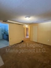 65 Hughes St in Toccoa, GA - Building Photo - Building Photo