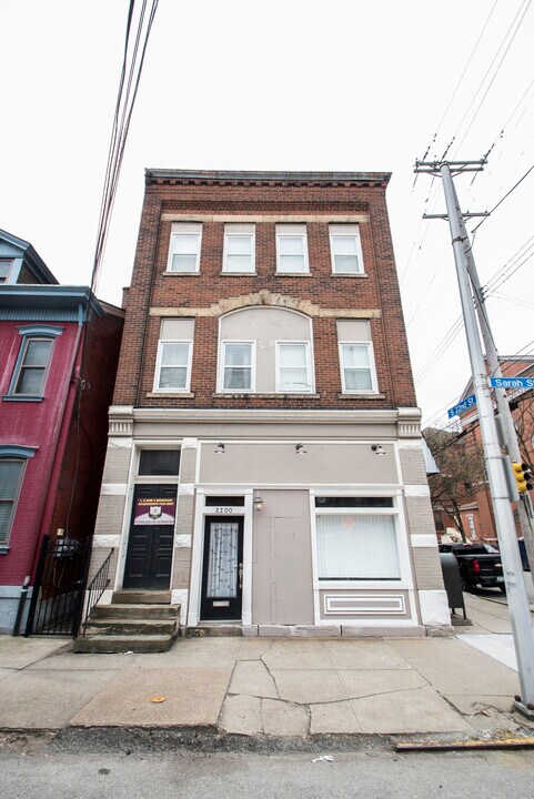 117 S 22nd St in Pittsburgh, PA - Building Photo