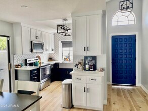 19040 N 32nd Way in Phoenix, AZ - Building Photo - Building Photo