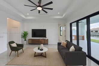 1321 NE 19th St in Cape Coral, FL - Building Photo - Building Photo