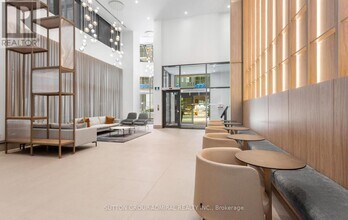 4130 Parkside Village Dr in Mississauga, ON - Building Photo - Building Photo