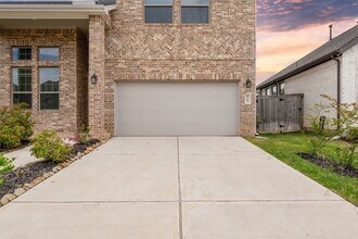8714 Windsong Trail Dr in Missouri City, TX - Foto de edificio - Building Photo