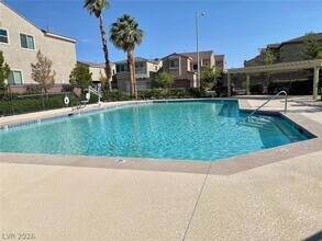 6845 Black Ash St in Las Vegas, NV - Foto de edificio - Building Photo