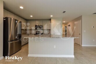 465 Earhart Dr in Davenport, FL - Building Photo - Building Photo