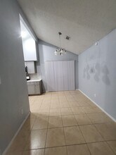 10151 Inwood Hollow Ln in Houston, TX - Building Photo - Building Photo