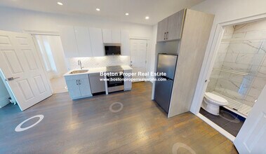 225 Newbury St, Unit 3r in Boston, MA - Building Photo - Building Photo