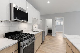 1604 W Juneway Ter in Chicago, IL - Building Photo - Building Photo