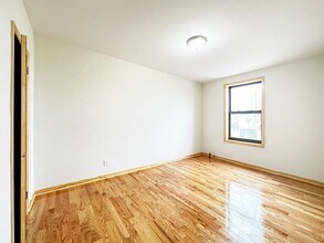 27 Loisaida Ave in New York, NY - Building Photo - Building Photo