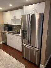 6667 Miller Dr in Miami, FL - Building Photo - Building Photo