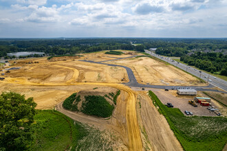 Laurel Point in Mount Laurel, NJ - Building Photo - Building Photo