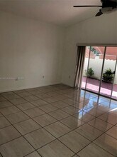 6132 NW 181st Terrace Cir W in Hialeah, FL - Building Photo - Building Photo