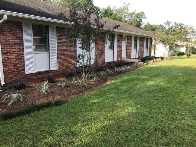 327 Homewood Ave in Troy, AL - Building Photo - Building Photo