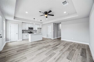 8512 Farqueson St in Houston, TX - Building Photo - Building Photo