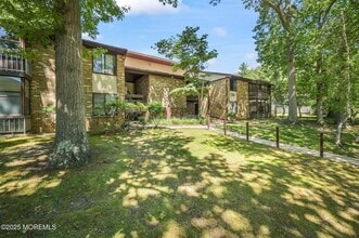 120 Amberly Dr in Englishtown, NJ - Building Photo - Building Photo