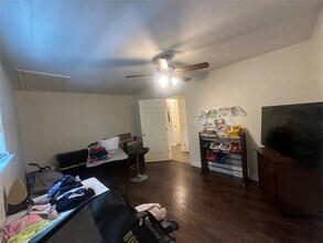3331 Longhorn Dr in Houston, TX - Building Photo - Building Photo