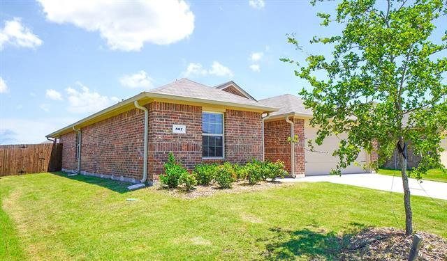 807 Old Blf Ln in Royse City, TX - Building Photo - Building Photo