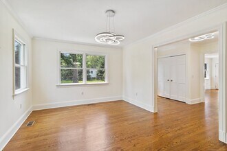 50 Harrison Ave in New Canaan, CT - Building Photo - Building Photo
