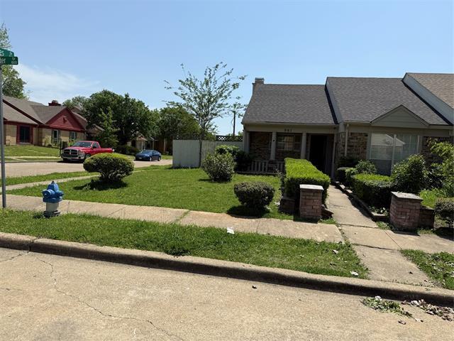 property at 801 Colchester Dr