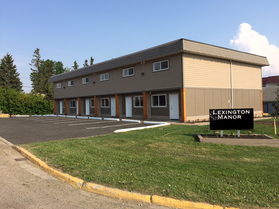 Lexington Manor in Fort St John, BC - Building Photo