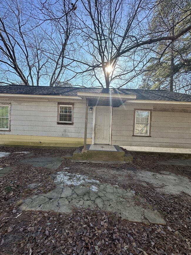 2517 Providence St in Fayetteville, NC - Building Photo - Building Photo