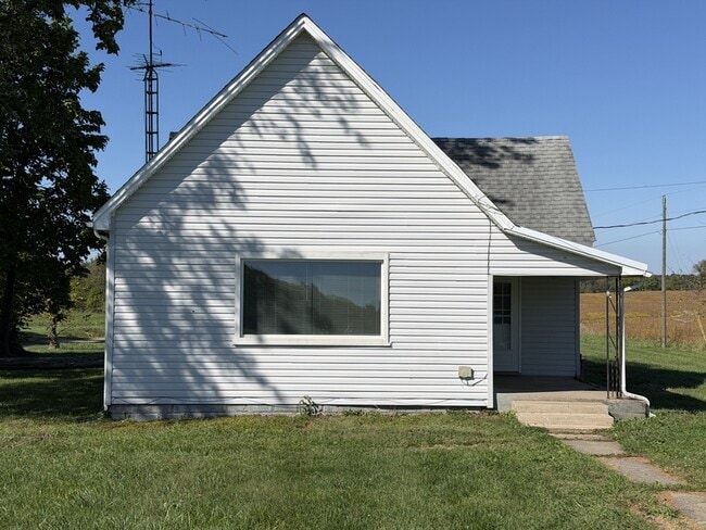 3755 N County Rd 600 W in Scipio, IN - Building Photo - Building Photo