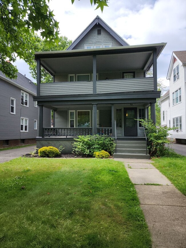 property at 2623 Hampshire Rd