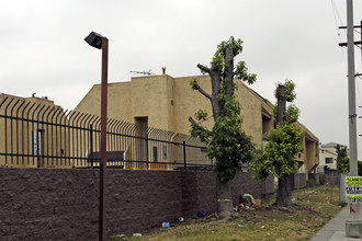 Rolland Curtis Gardens Apartments in Los Angeles, CA - Building Photo - Building Photo