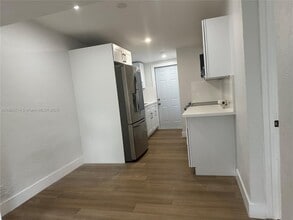 2120 Service Rd in Opa Locka, FL - Building Photo - Building Photo