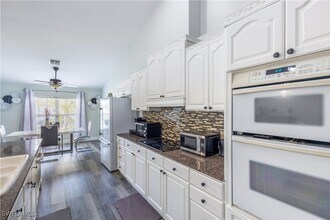 307 NW 3rd Pl in Cape Coral, FL - Building Photo - Building Photo