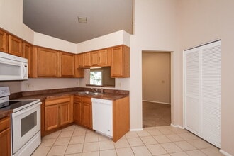 12906 Longcrest Dr in Riverview, FL - Foto de edificio - Building Photo