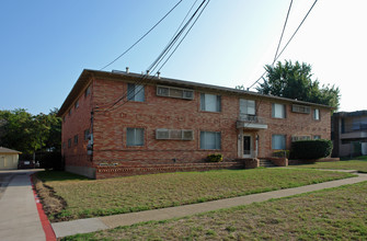 5727 Mccommas Blvd in Dallas, TX - Building Photo - Building Photo