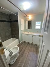 2207 Dora Dr in Pensacola, FL - Building Photo - Building Photo