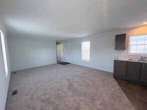 10610 State Rte 762 in Lockbourne, OH - Building Photo - Building Photo