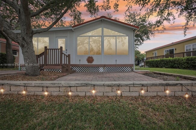 6621 La Mesa Rd in Land O Lakes, FL - Building Photo - Building Photo