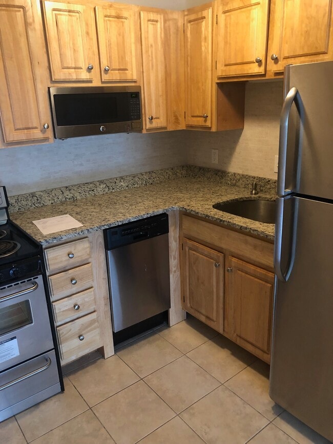 109 Babcock St, Unit 3