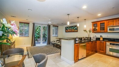 2612 NE 11th Ct in Fort Lauderdale, FL - Foto de edificio - Building Photo