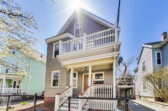 16 Cypress St in Somerville, MA - Building Photo - Building Photo